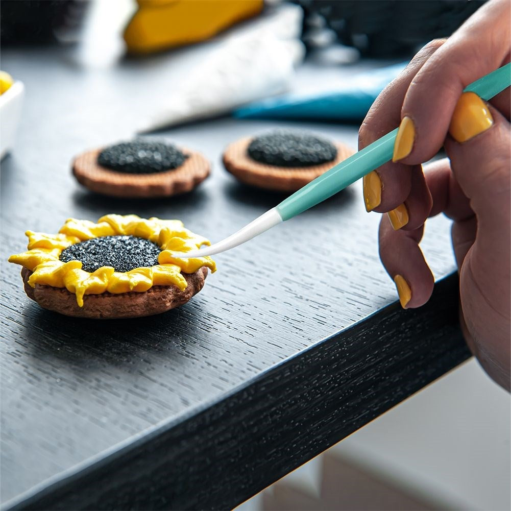 8 Marzipan Modeling Tools: Create Detailed Cakes