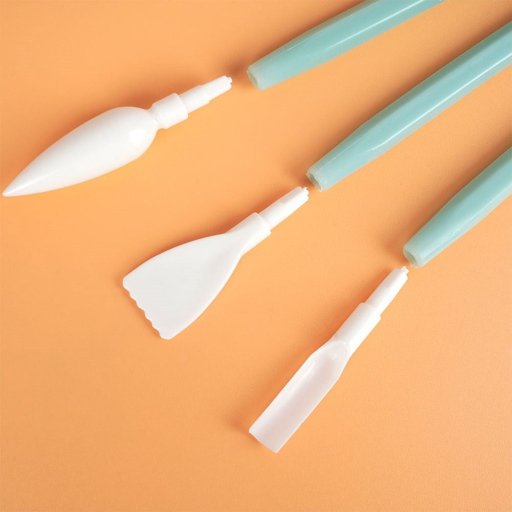 8 Marzipan Modeling Tools: Create Detailed Cakes