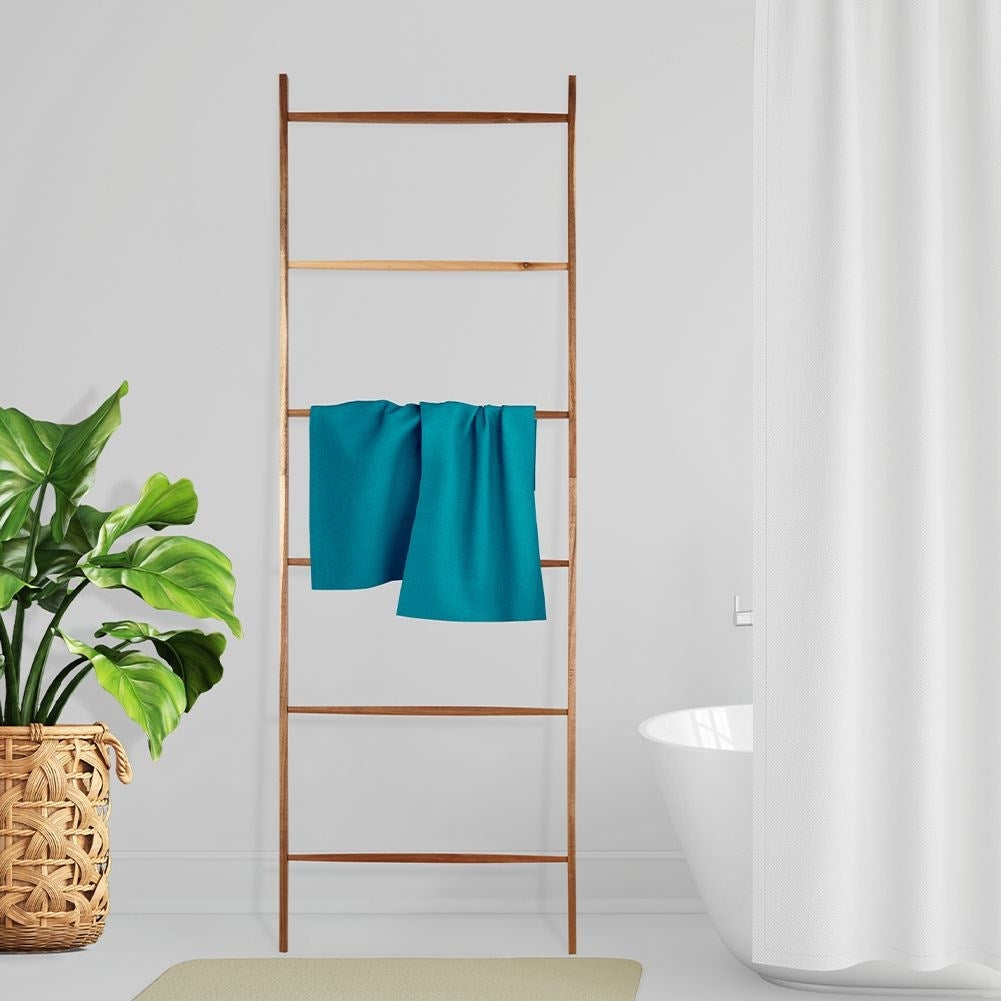 Acacia wood ladder with 6 steps for towels and decoration