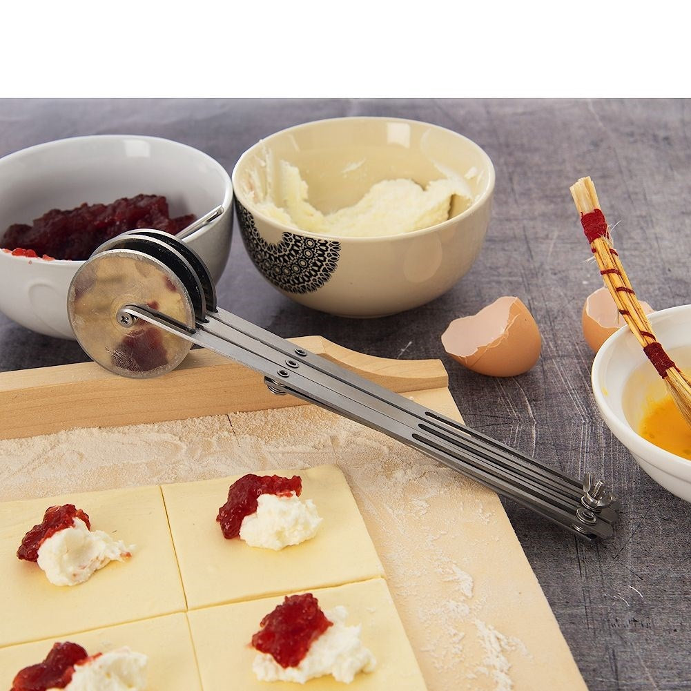 Adjustable dough cutter with stainless steel and width adjustment