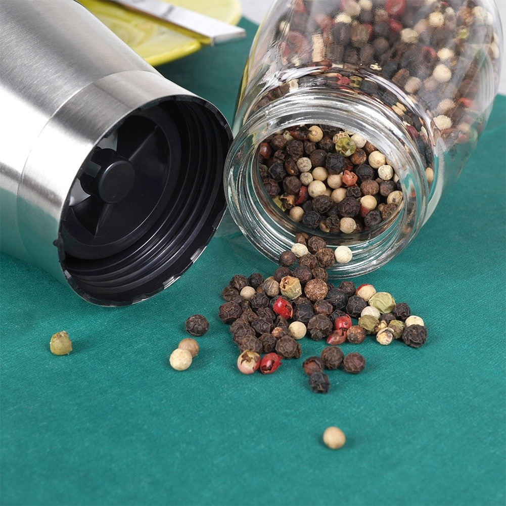 Adjustable hand grinders for pepper and salt, set of two