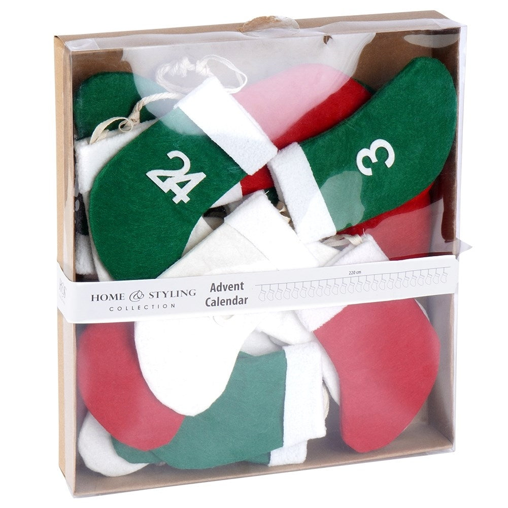 Advent Calendar: 24 Socks on Jute String for Surprises