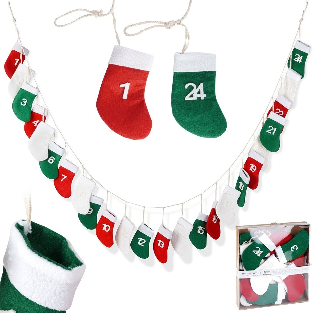 Advent Calendar: 24 Socks on Jute String for Surprises