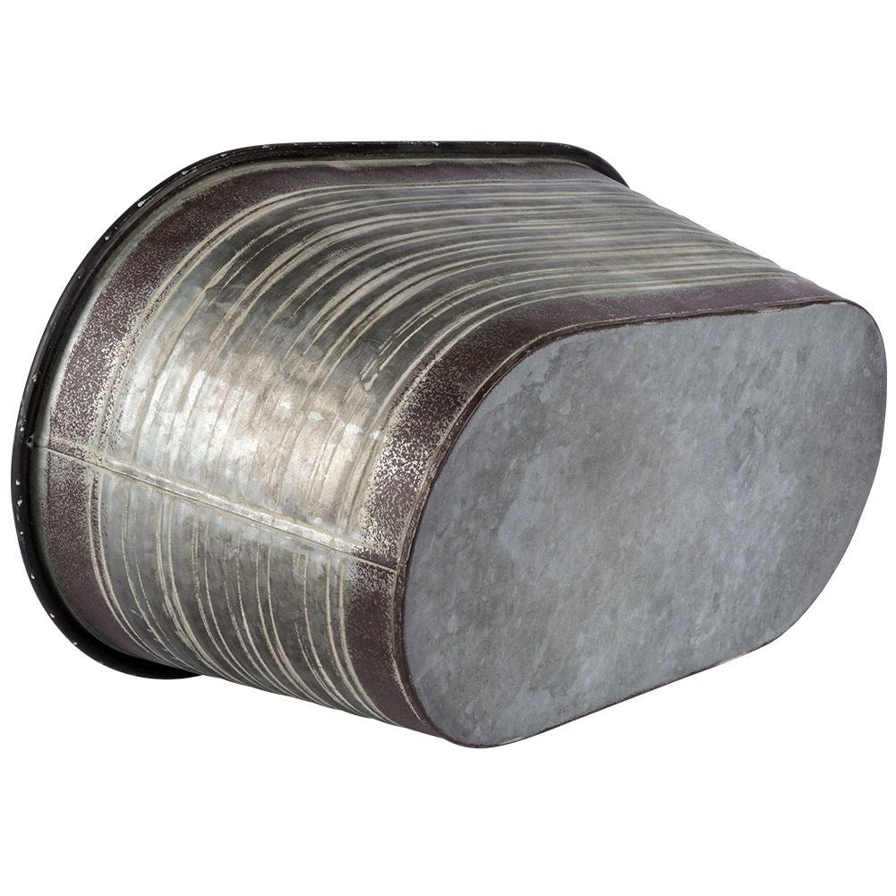 Antique rectangular pot in galvanized metal with rust effect