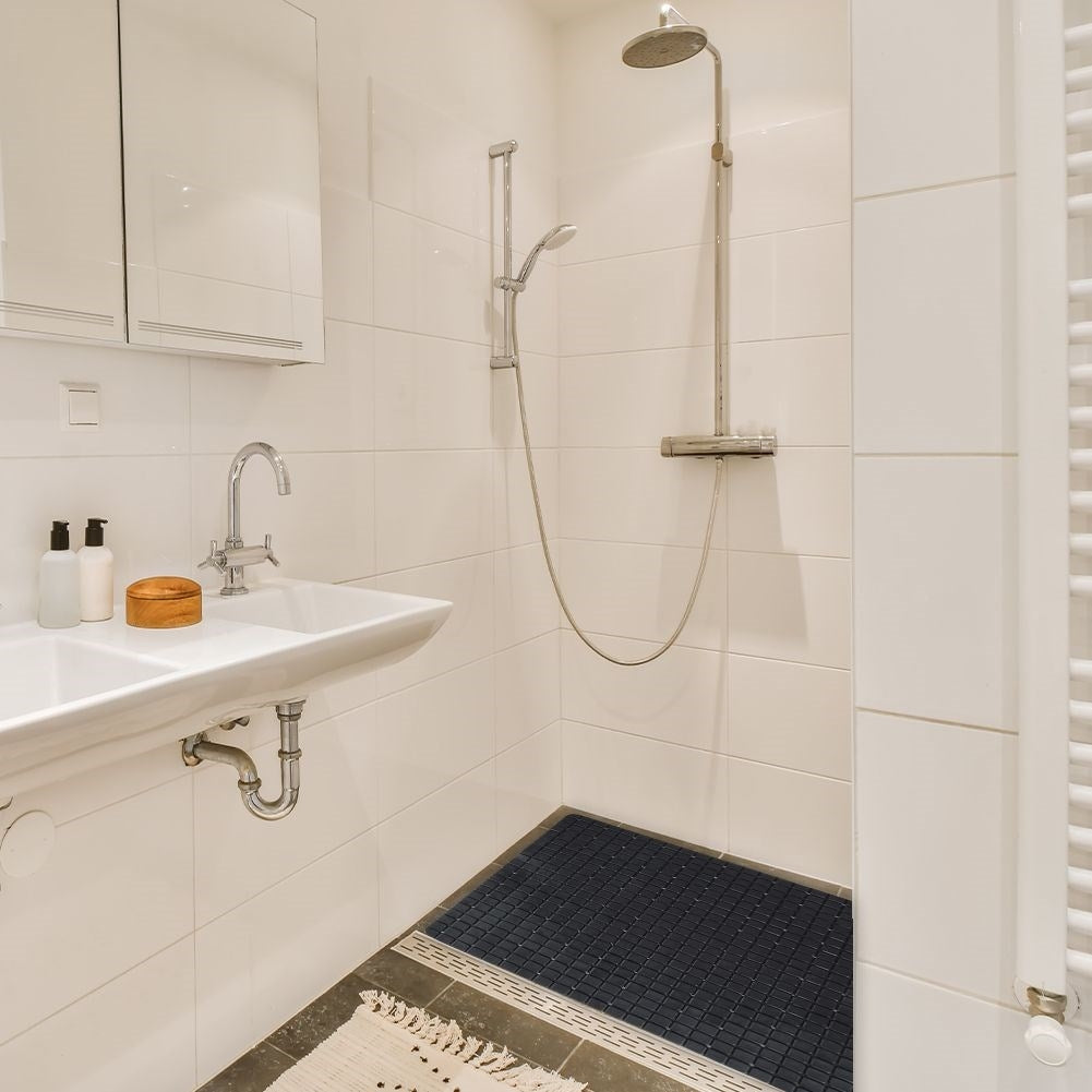 Anti-slip mat: Safety in the shower and bath, non-slip!