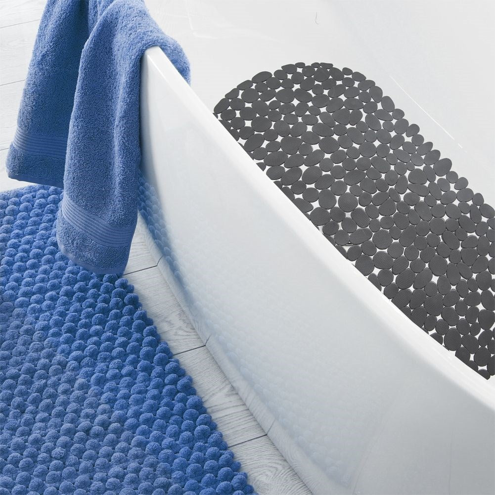 Anti-slip shower mat: Reduces the risk of slipping, improves safety