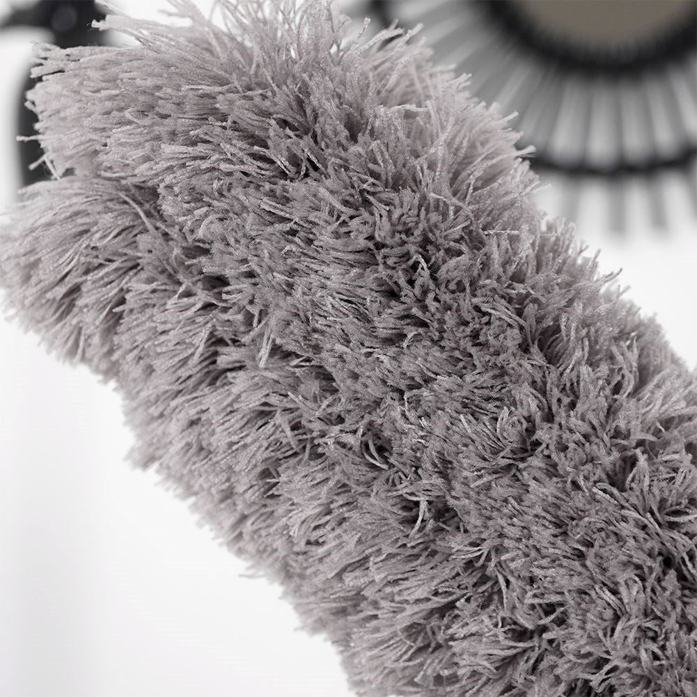 Antistatic dusting brush with microfiber hairAntistatic dusting brush with microfiber hair. With this brush, you can quickly and easily get rid of dust, even in hard-to-reach places.