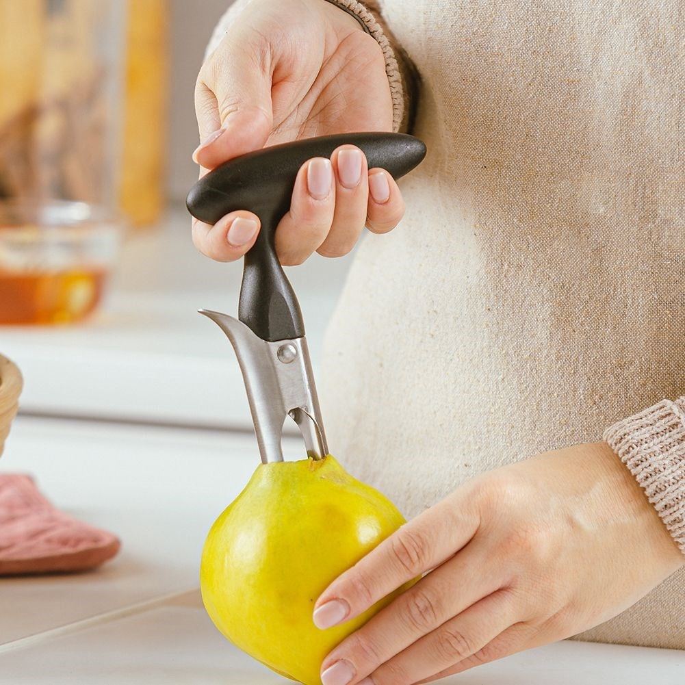 Apple corer: Perfect for apples & pears, easy to clean
