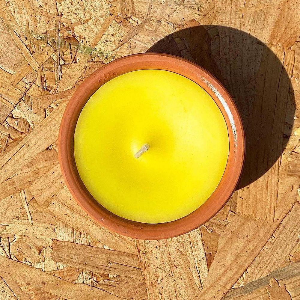 Aromatic Lemon Candle with Mosquito Repellent Essential Oil