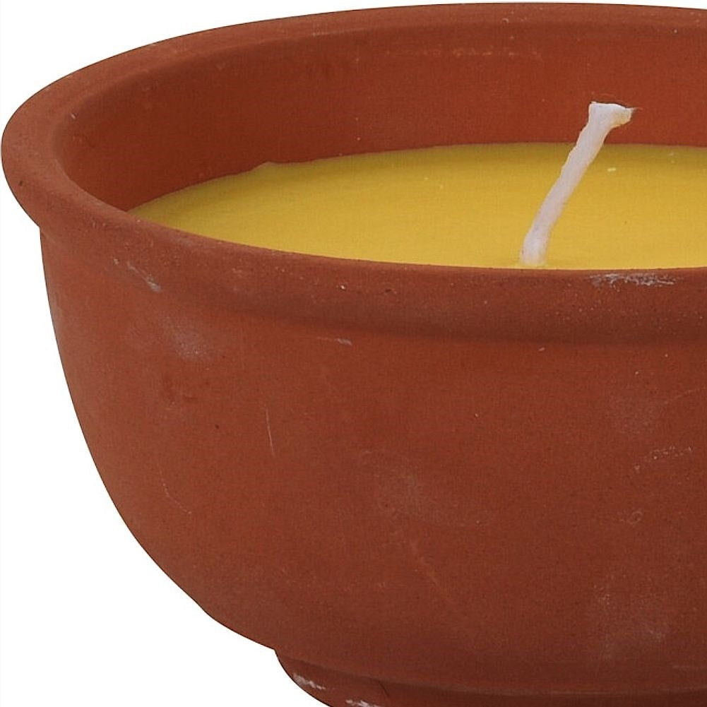 Aromatic Lemon Candle with Mosquito Repellent Essential Oil
