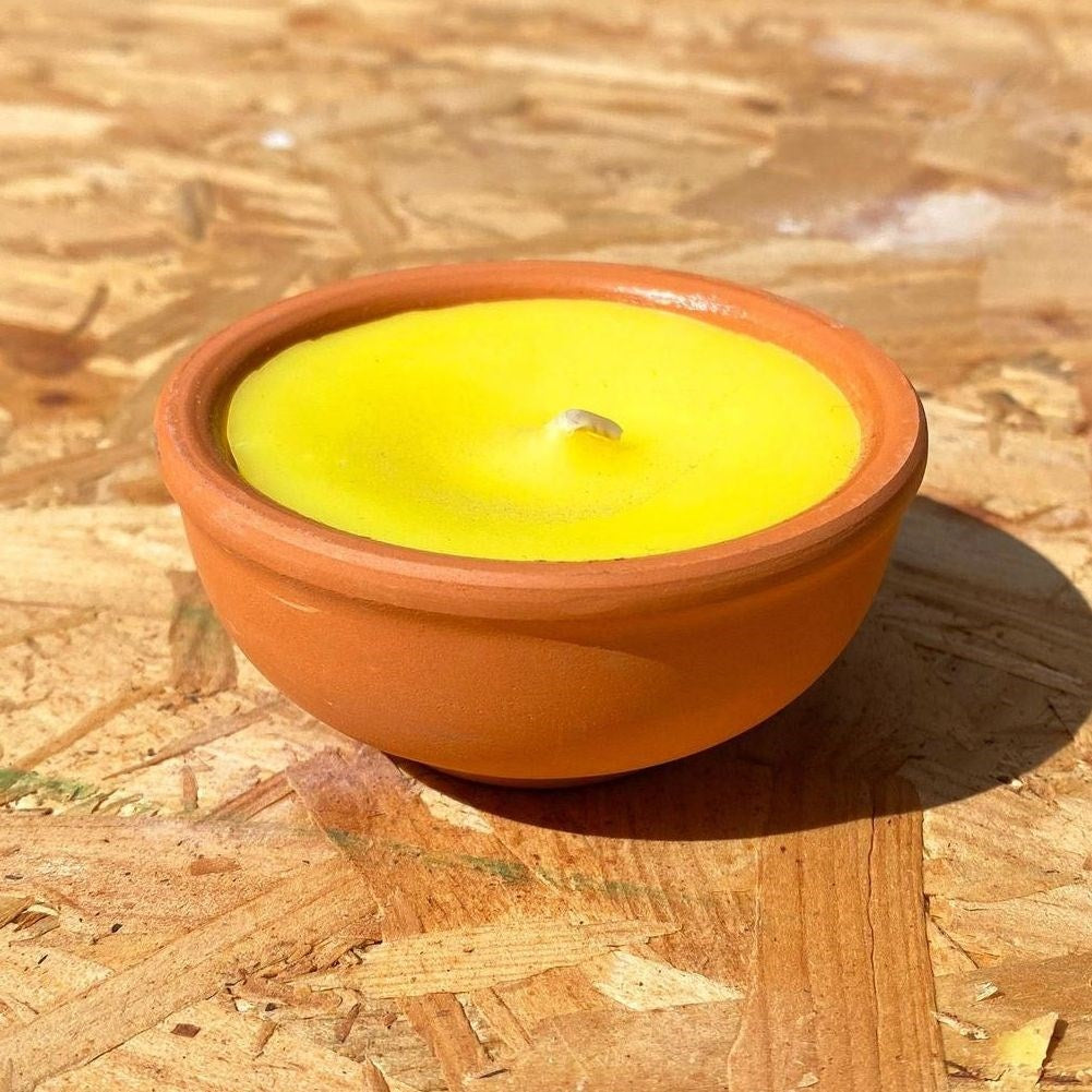 Aromatic Lemon Candle with Mosquito Repellent Essential Oil