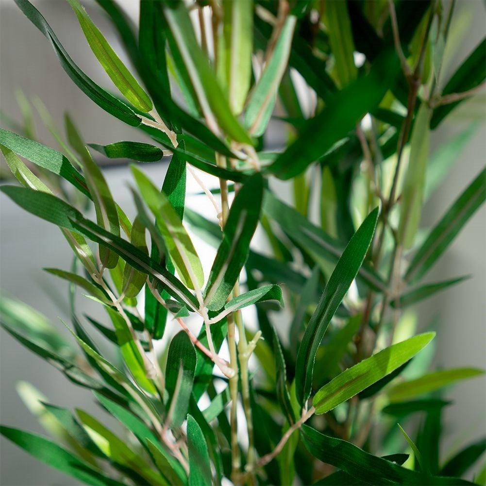 Artificial bamboo in black pot - realistic and maintenance-free
