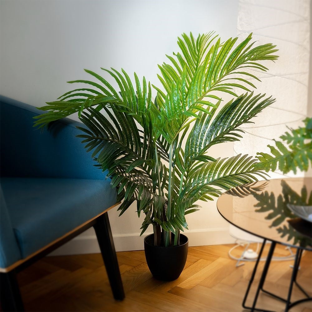 Artificial palm 95 cm high in black pot, realistic and easy to care for