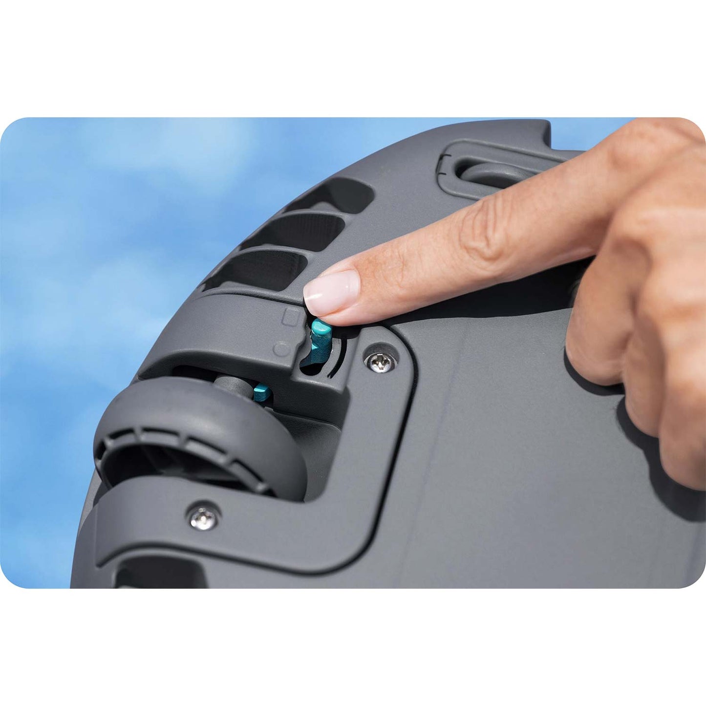Automatic Pool Cleaner – Cordless Robot for Flat Bottom Pools