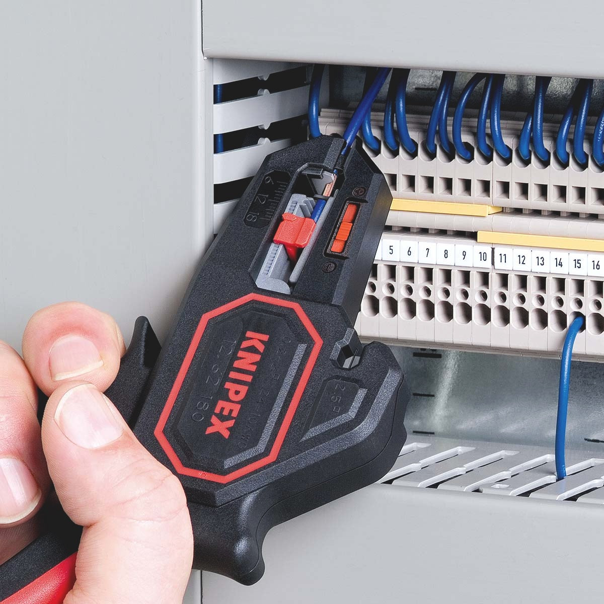 Automatic insulation stripper 180 mm 0.2-6 mm²