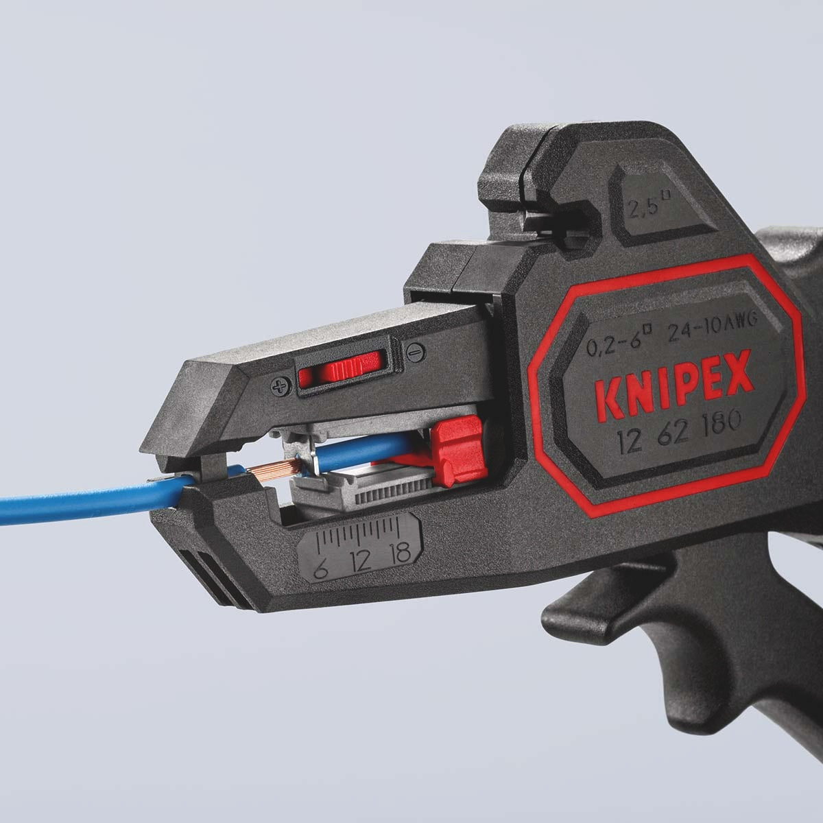 Automatic insulation stripper