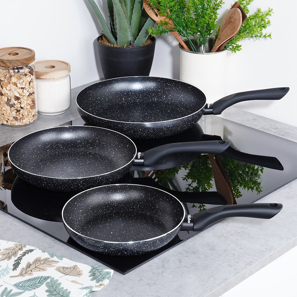 BLACK LINE granite frying pan set, 3 pcs., 20/24/28 cm