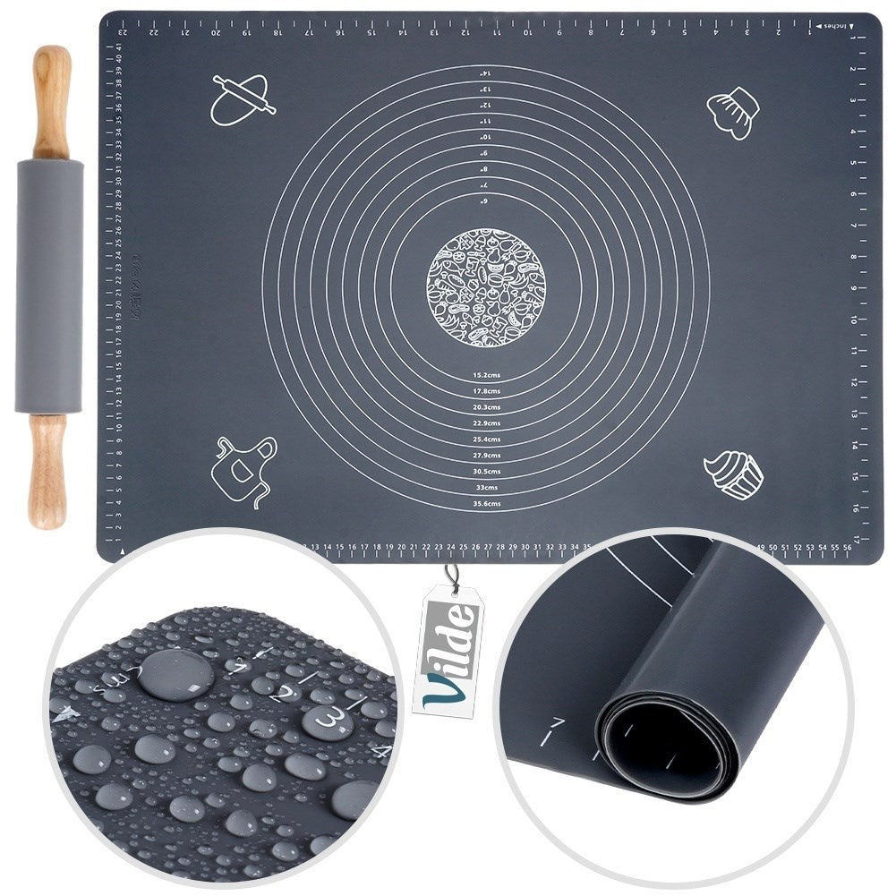 Back mat and rotating roller in durable silicone