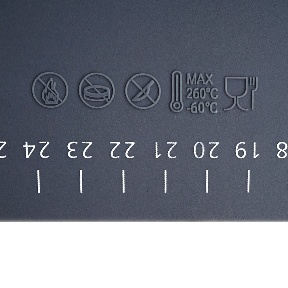 Back mat and rotating roller in durable silicone