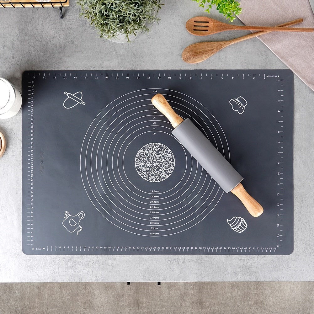 Back mat and rotating roller in durable silicone