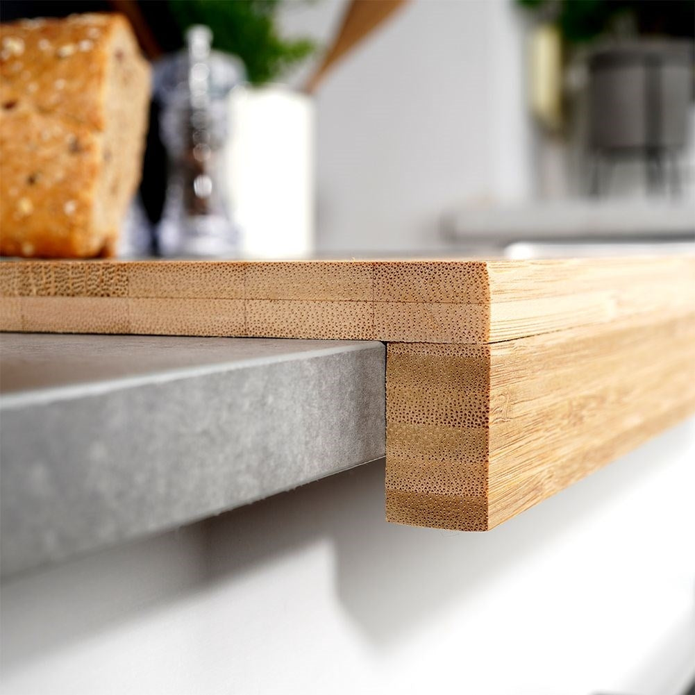 Bamboo cutting board with edge - durable and knife-friendly