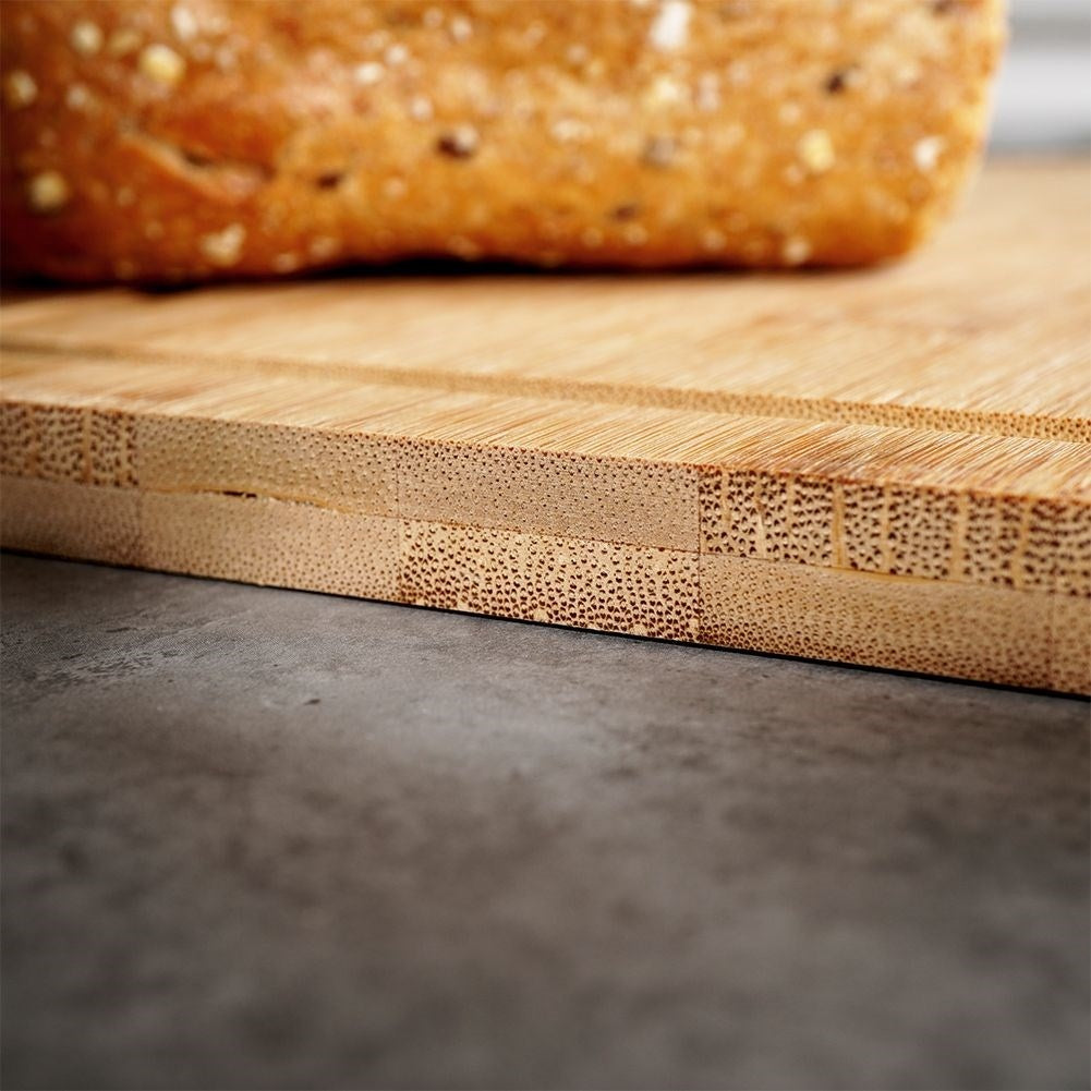 Bamboo cutting board with edge - durable and knife-friendly