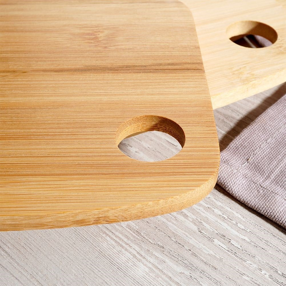 Bamboo kitchen boards: Cut and serve meat, vegetables, fruit