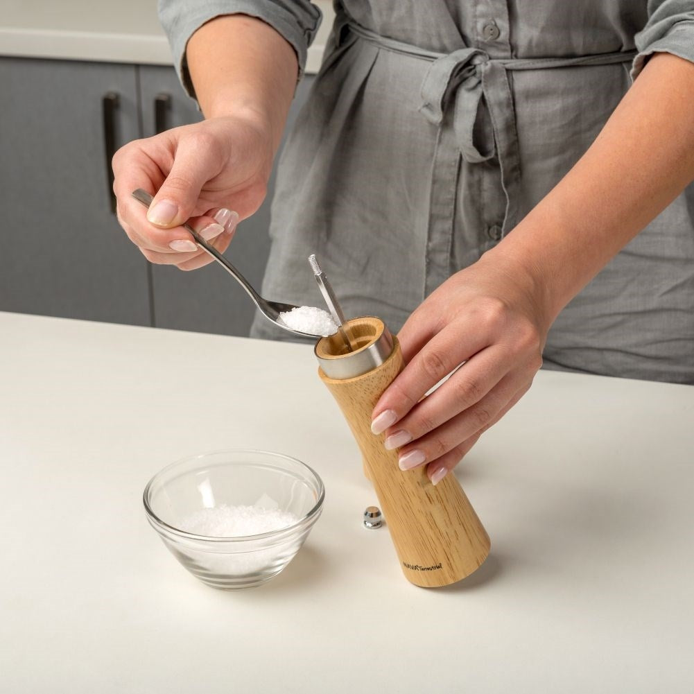 Bamboo mill with ceramic grinding mechanism for pepper and salt