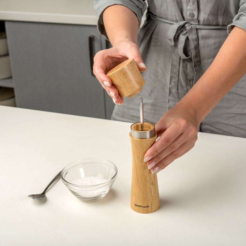 Bamboo mill with ceramic grinding mechanism for pepper and salt