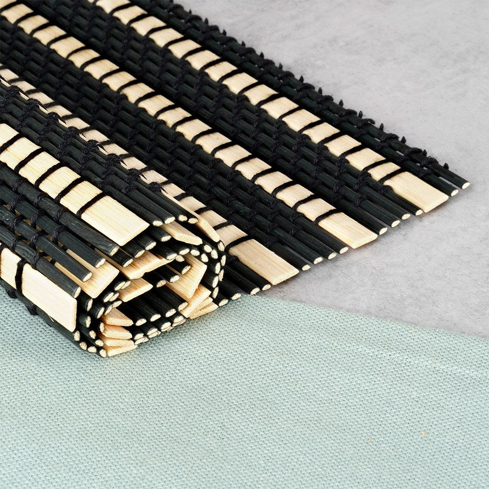 Bamboo rectangular table mat, rolled, 45x30 cm