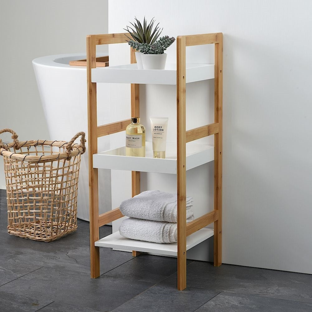 Bamboo shelf for the bathroom - Storage of cosmetics and towels