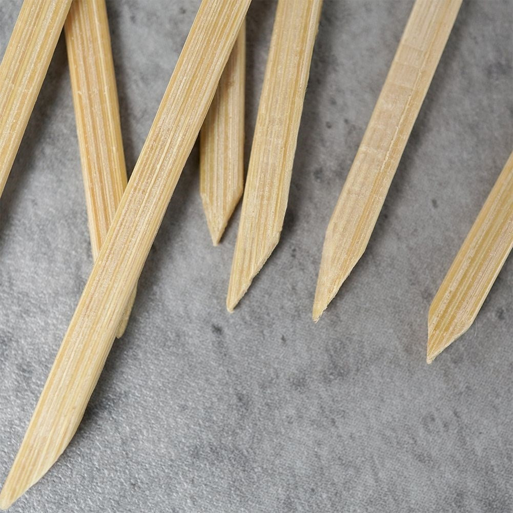 Bamboo toothpicks for snacks and starters, pointed shape