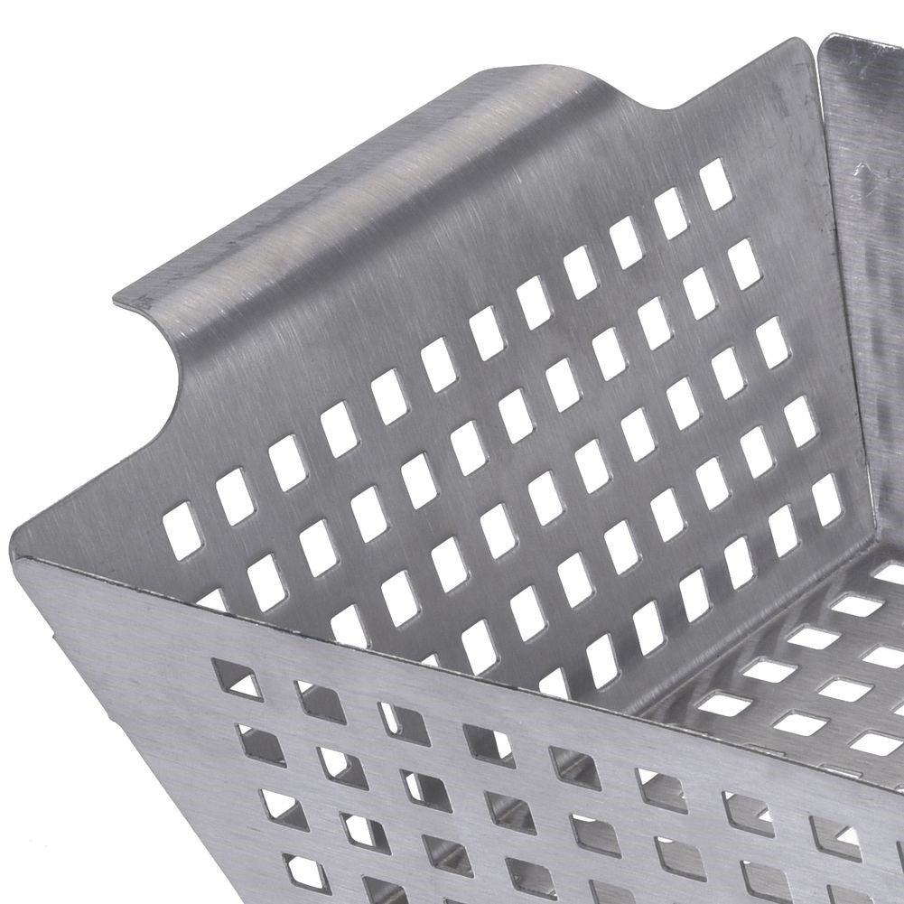 Barbecue basket in stainless steel with perforated surface