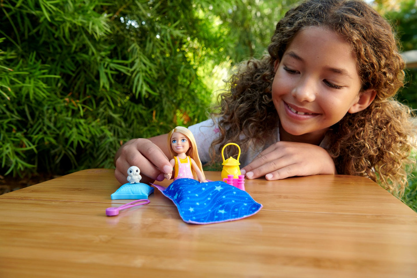 Barbie Camping Chelsea Playset
