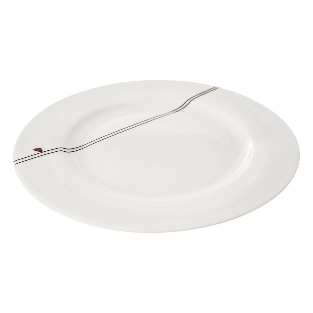 Beautiful white porcelain tableware with a heart motif, dishwasher safe