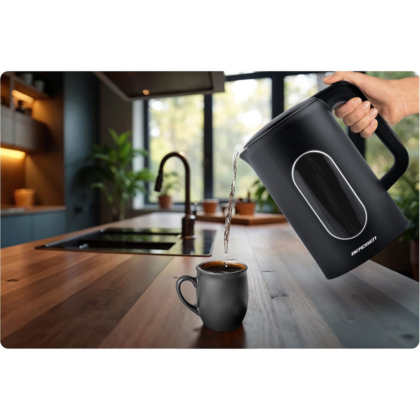 Berdsen BD-712 electric kettle 1.7l, black and silver