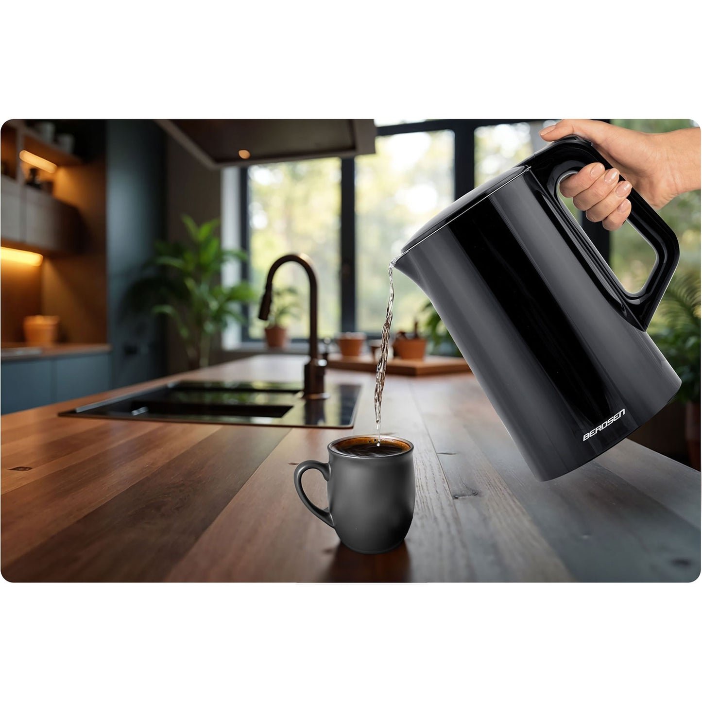 Berdsen BD-71 electric kettle 1.7l, black and silver