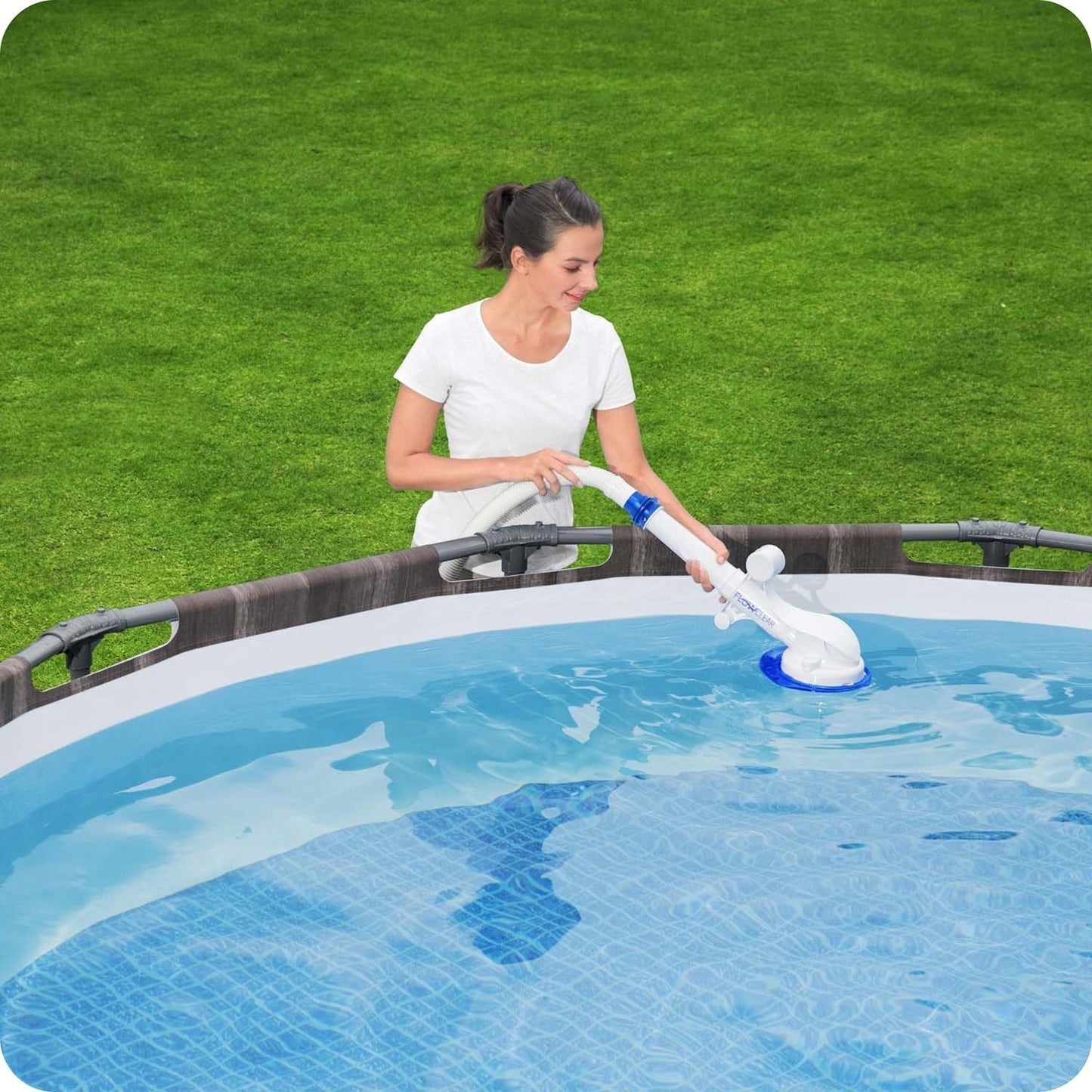 Bestway 58628 vacuum cleaner for cleaning the bottom of the pool