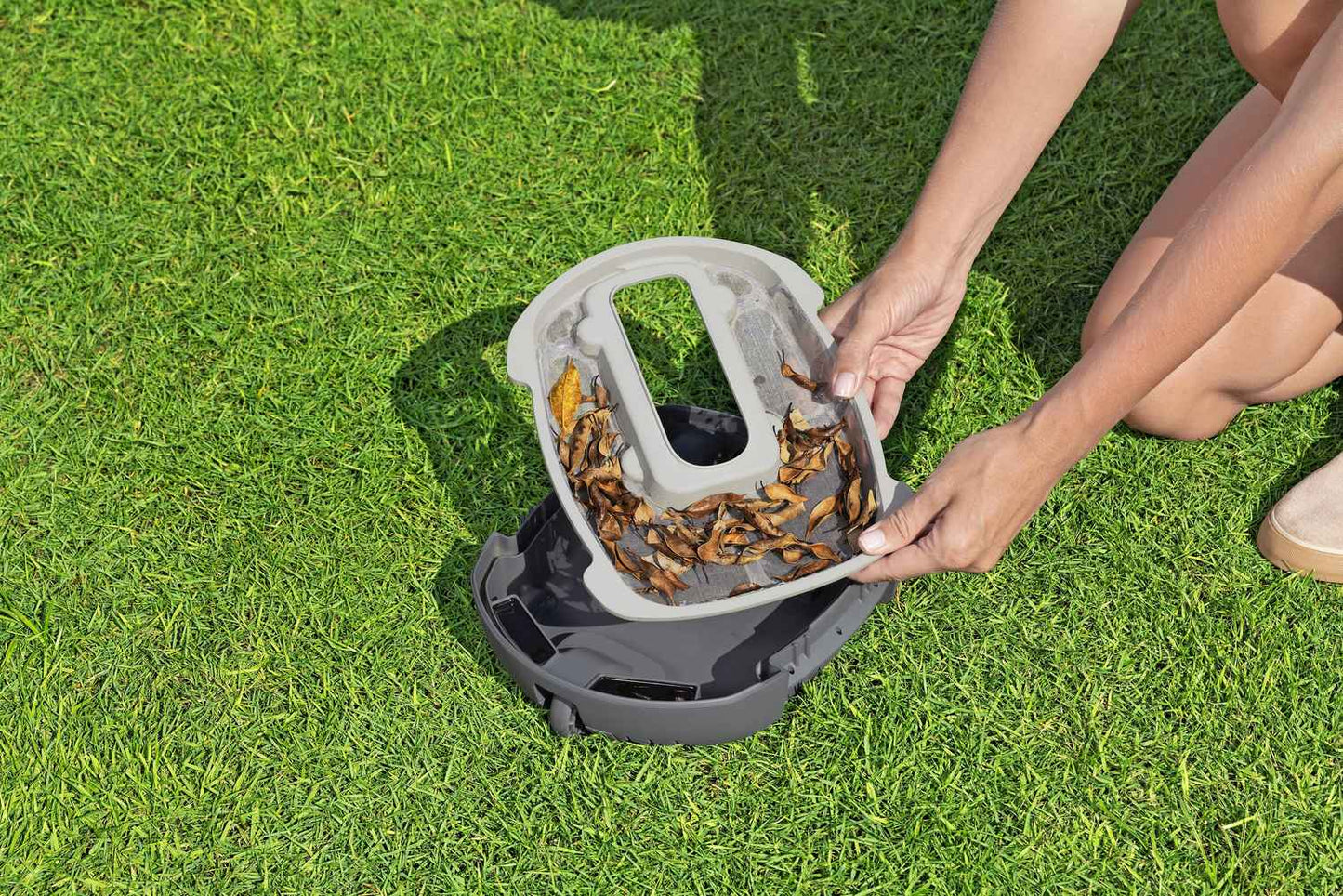Bestway Aquatronix G100 Pool Cleaning Robot
