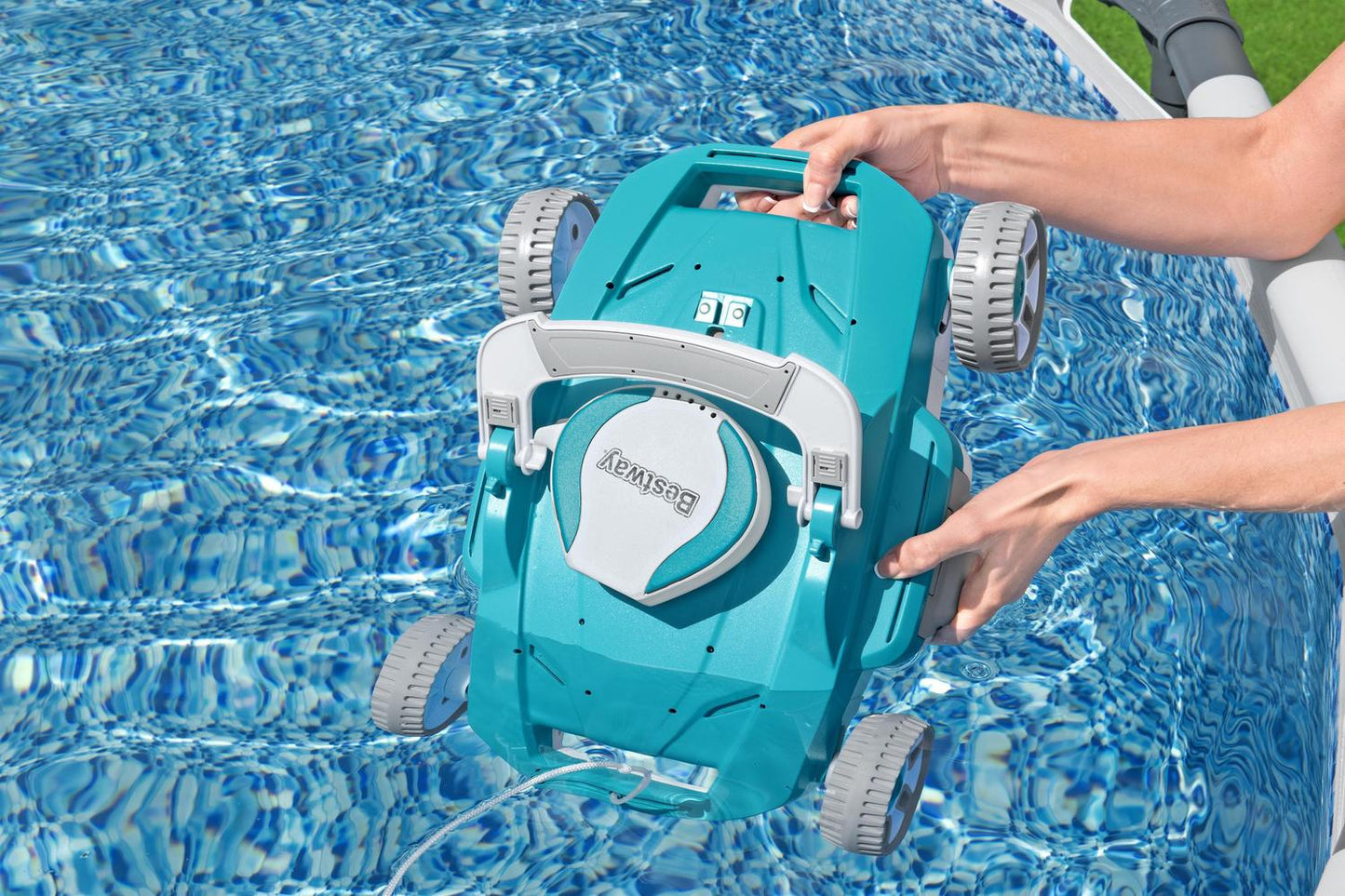 Bestway Aquatronix G200 Pool Cleaning Robot