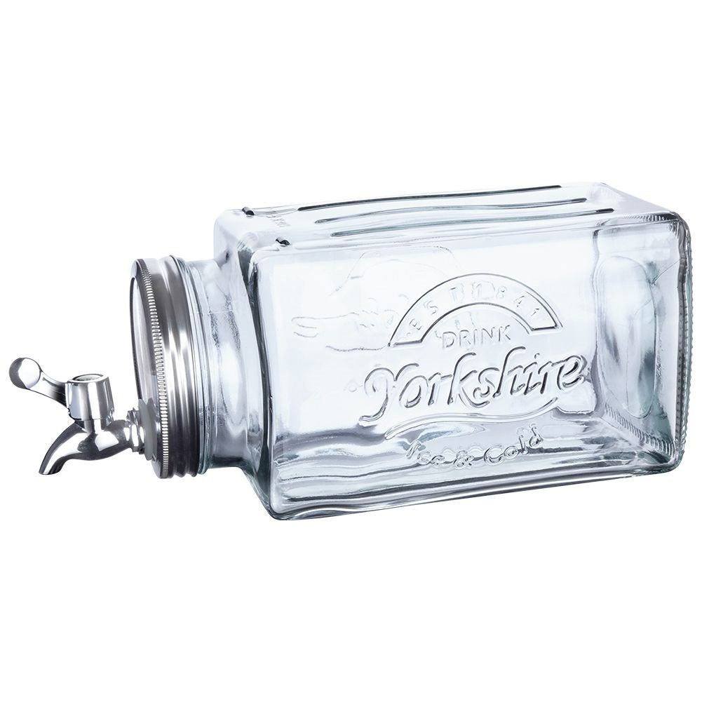 Beverage container with faucet for refrigerator