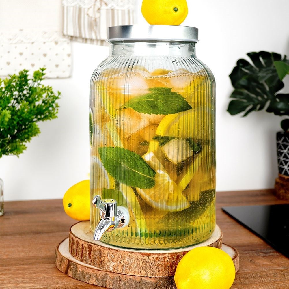 Beverage container with faucet for summer lemonade and party punch