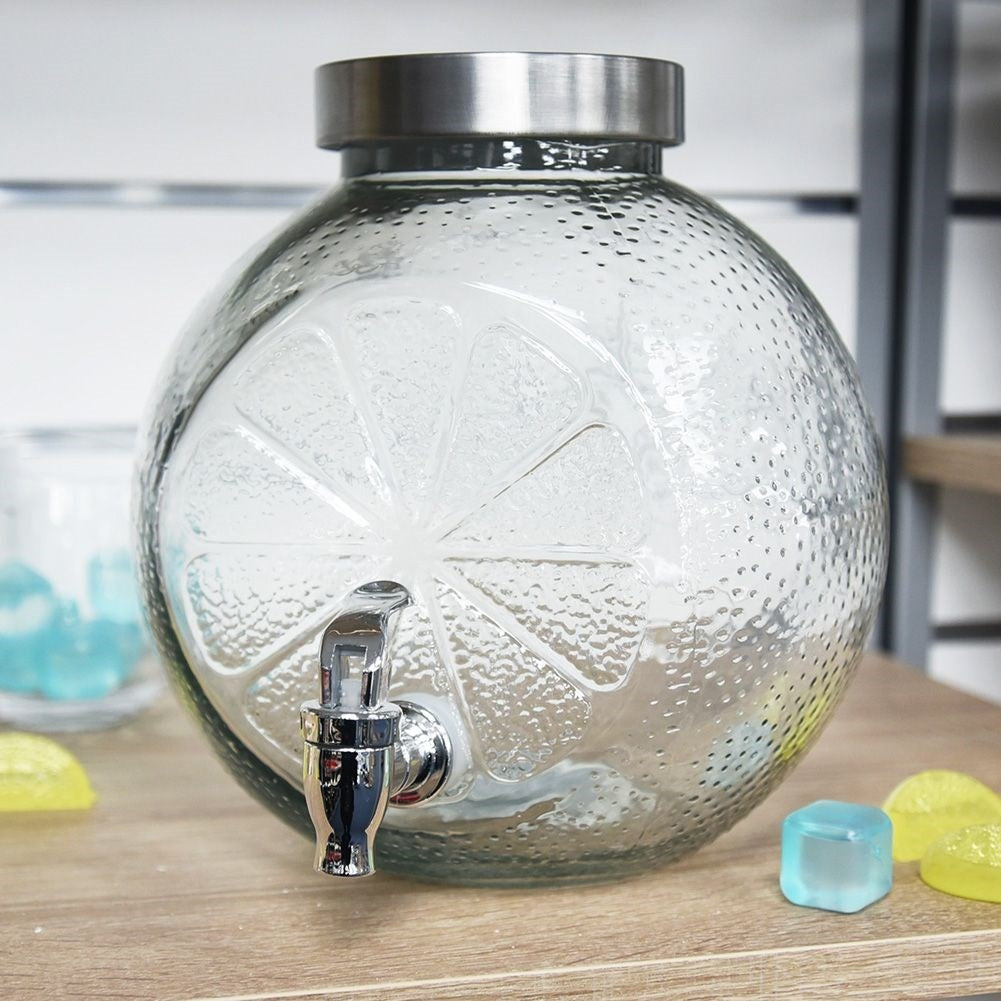 Beverage container with faucet - lemon-shaped serving