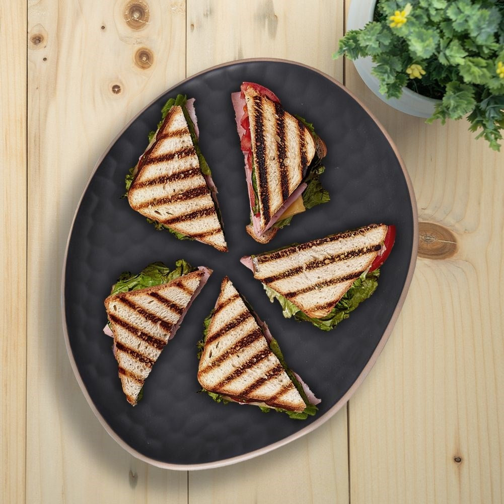 Black Ceramic Dinner Plate - Stylish Design for All Meals