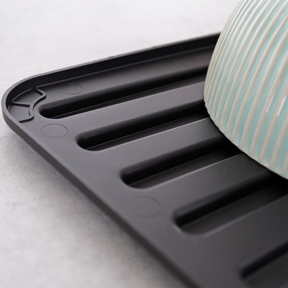 Black Dish Mat: Perfect Dish Rack and Easy to Clean