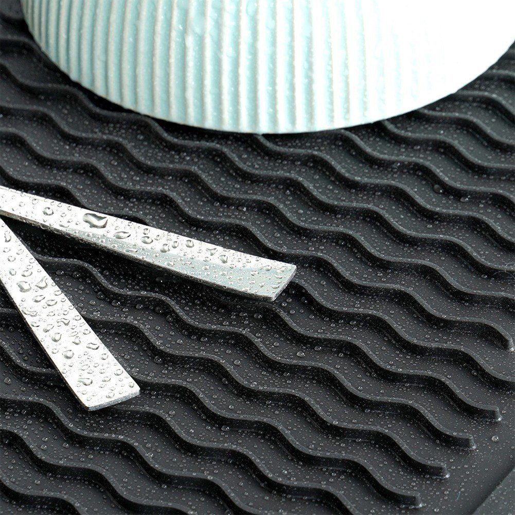 Black Silicone Dish Mat with Effective Drainage