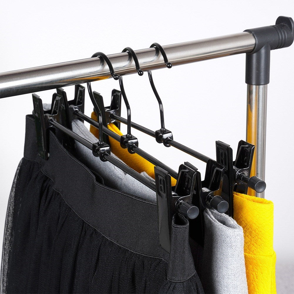 Black metal pants hanger with clips, 3 pcs.