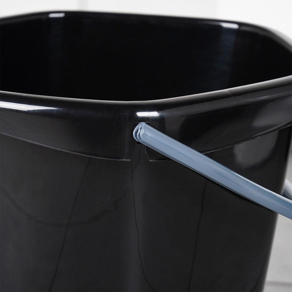 Black plastic bucket 14 l