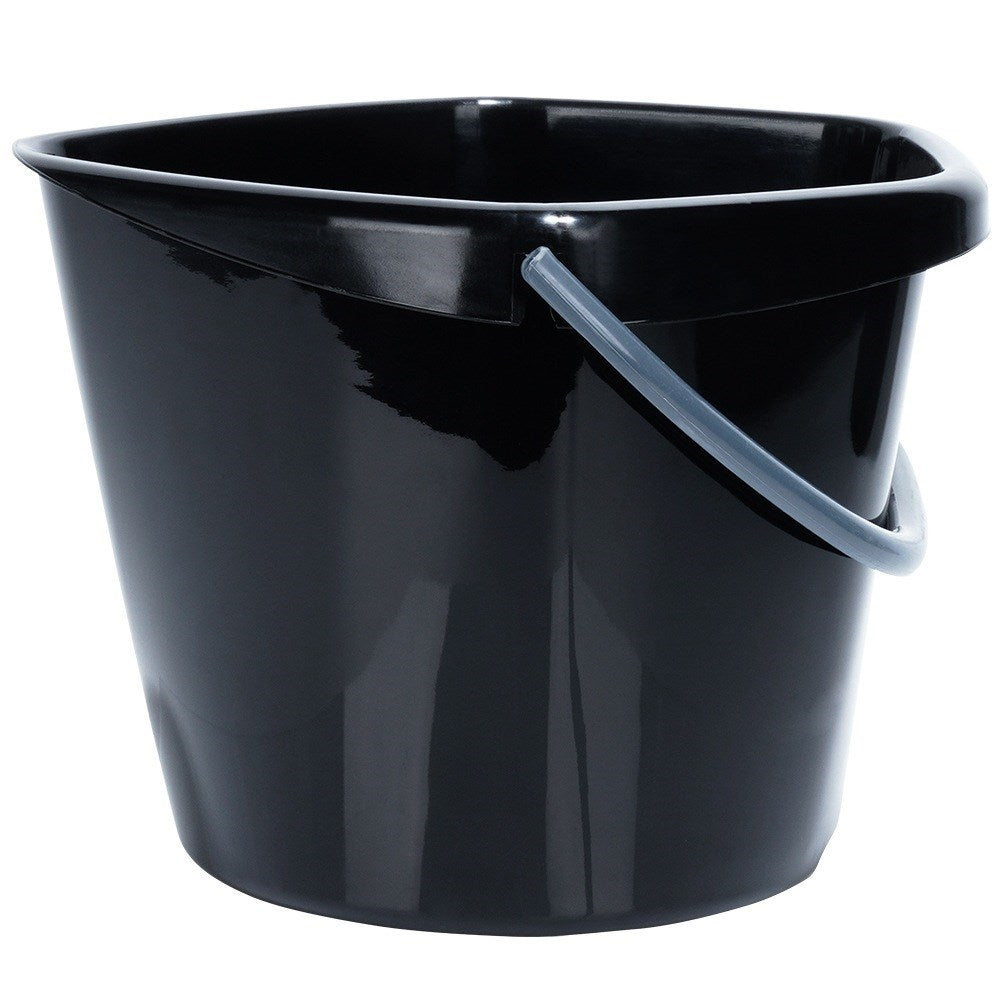 Black plastic bucket 5 l