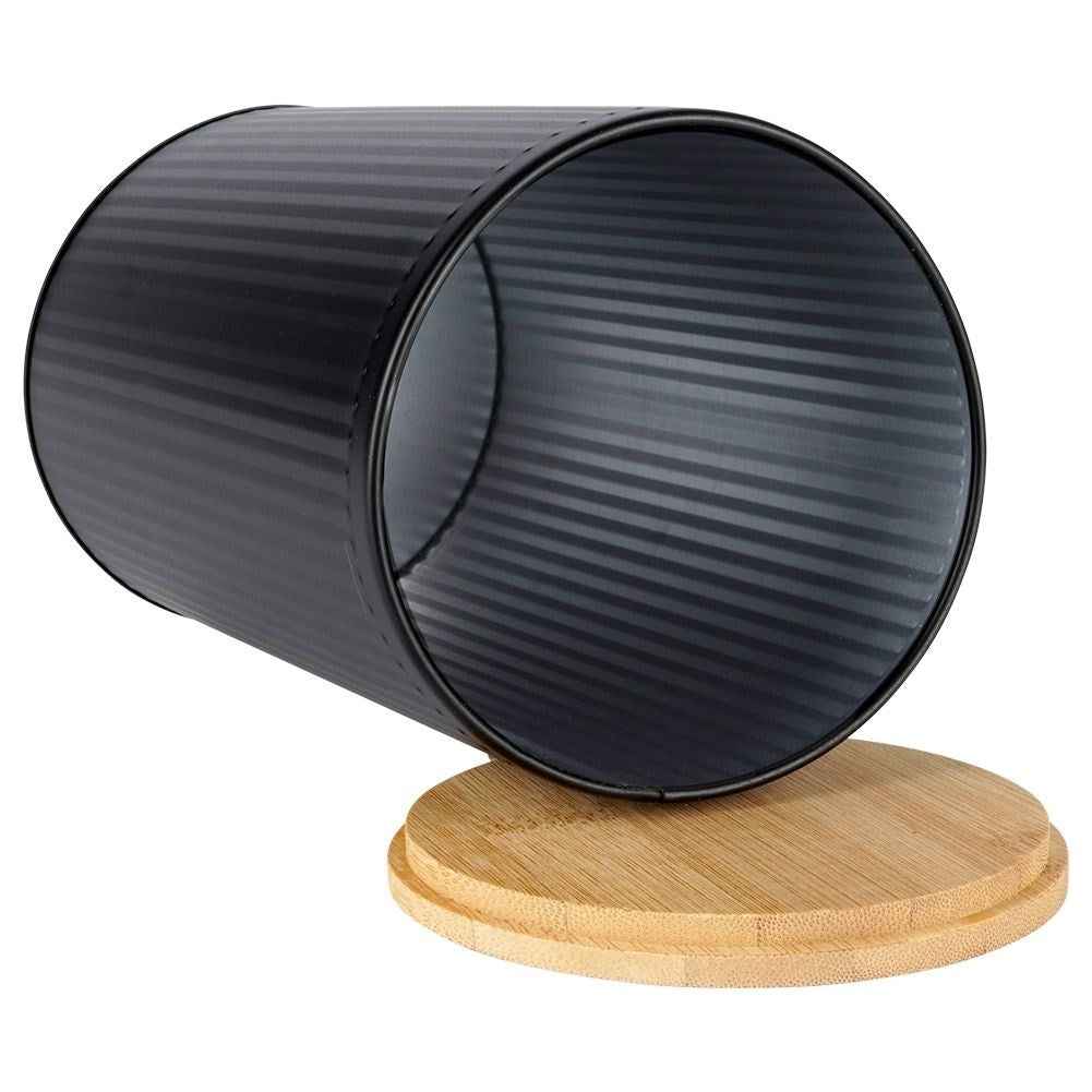 Black storage jar with bamboo lid for food